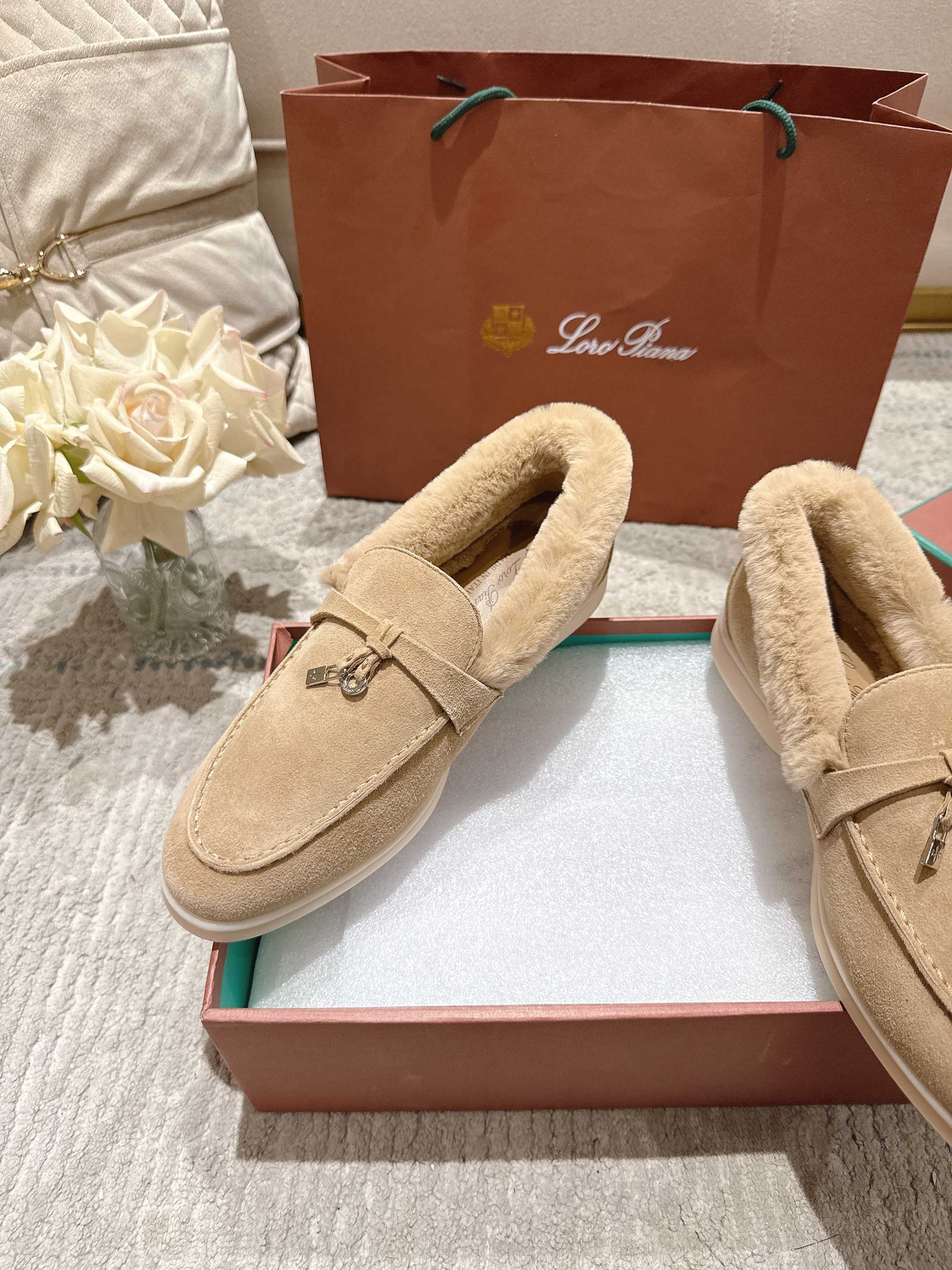 Loro Piana Loafer