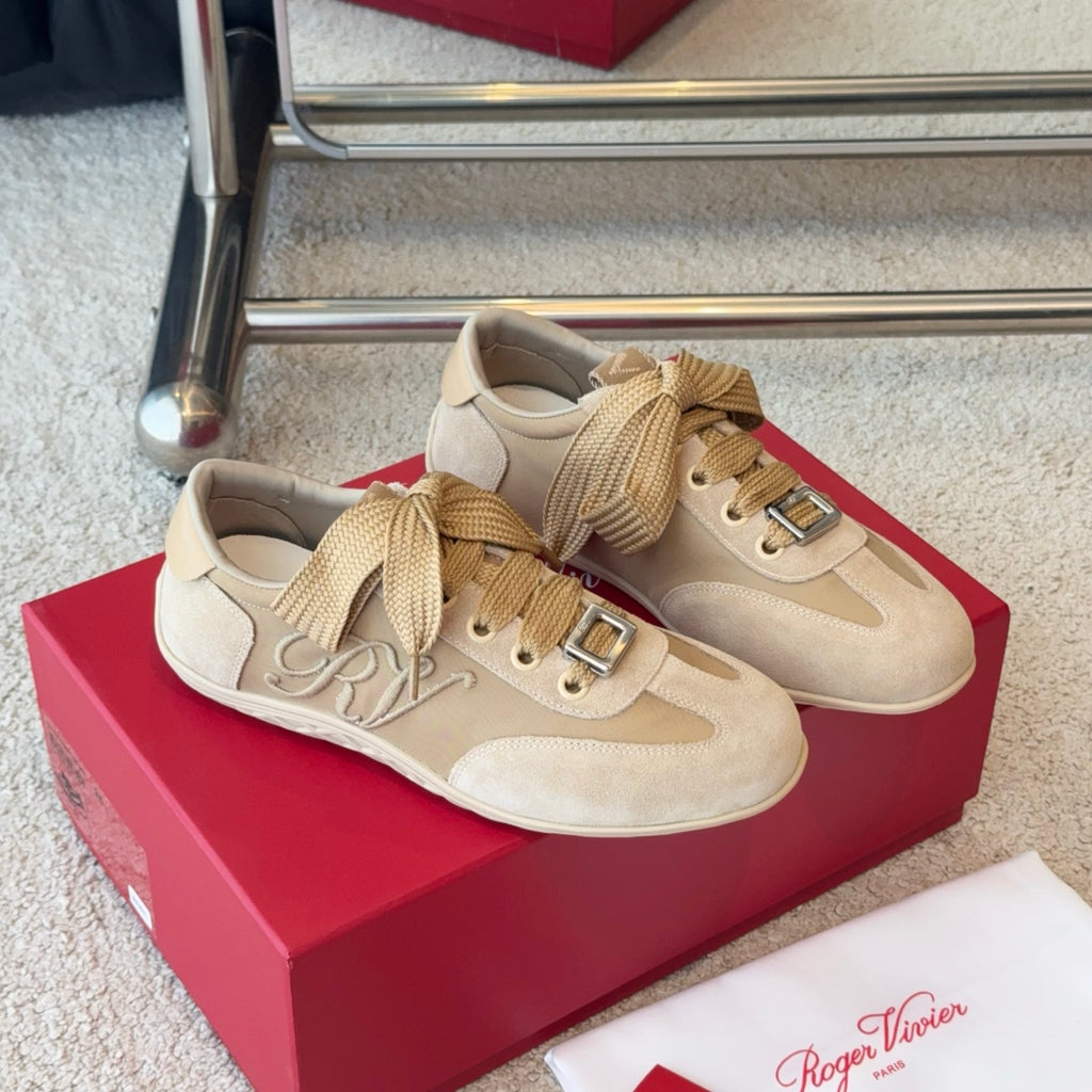 Roger Vivier Sneaker