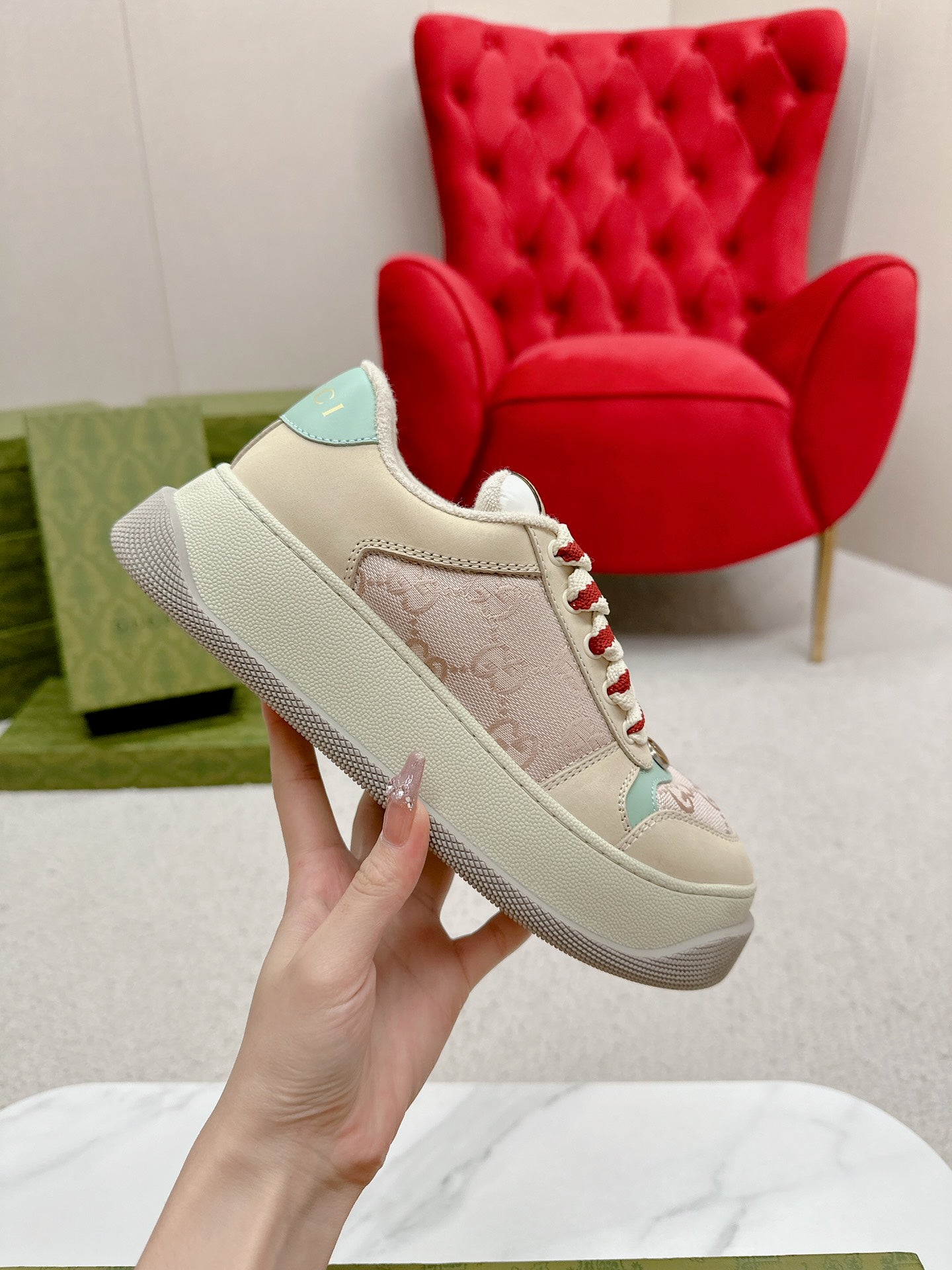 Gucci sneaker