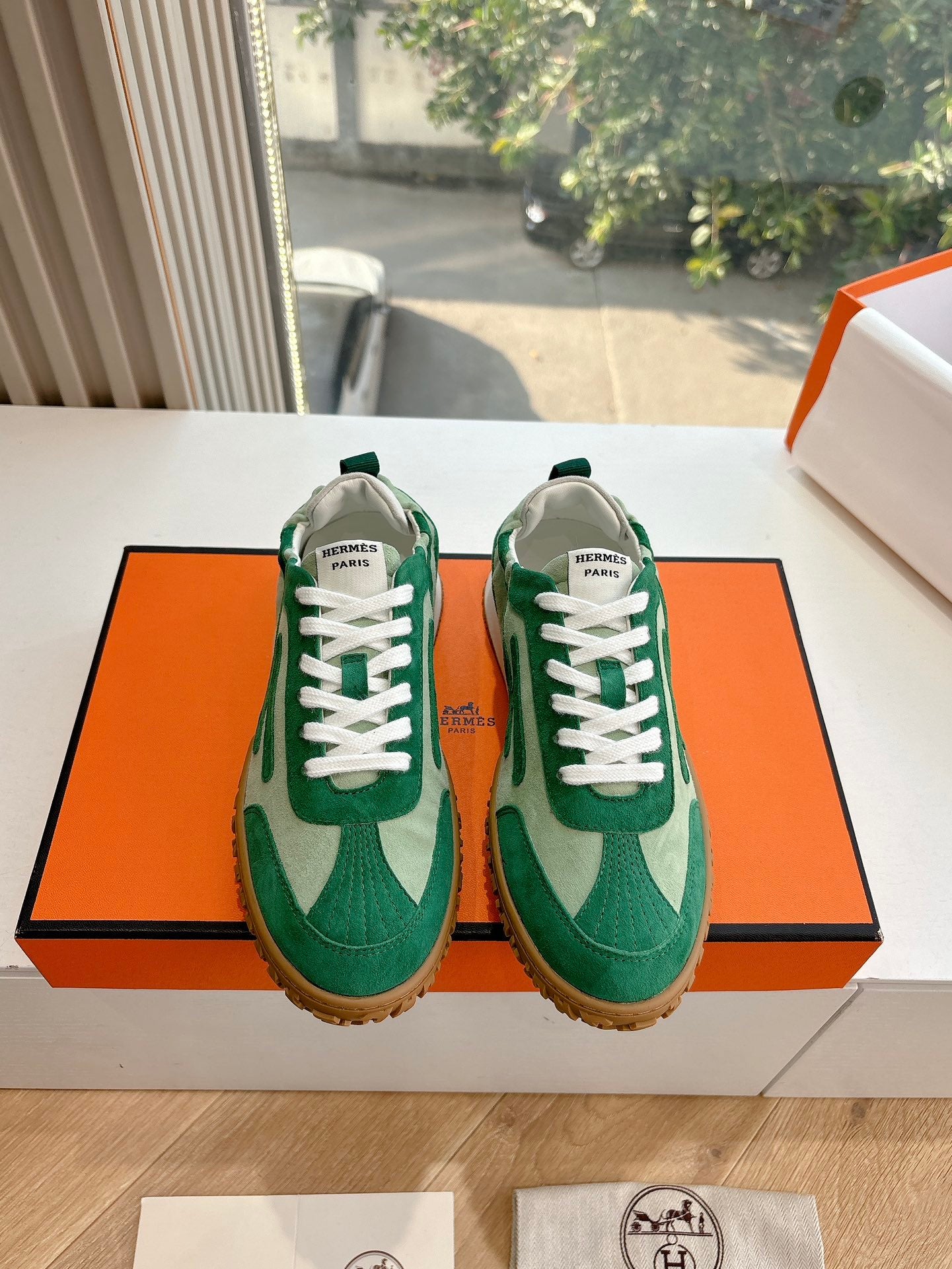 Hermes Sneaker