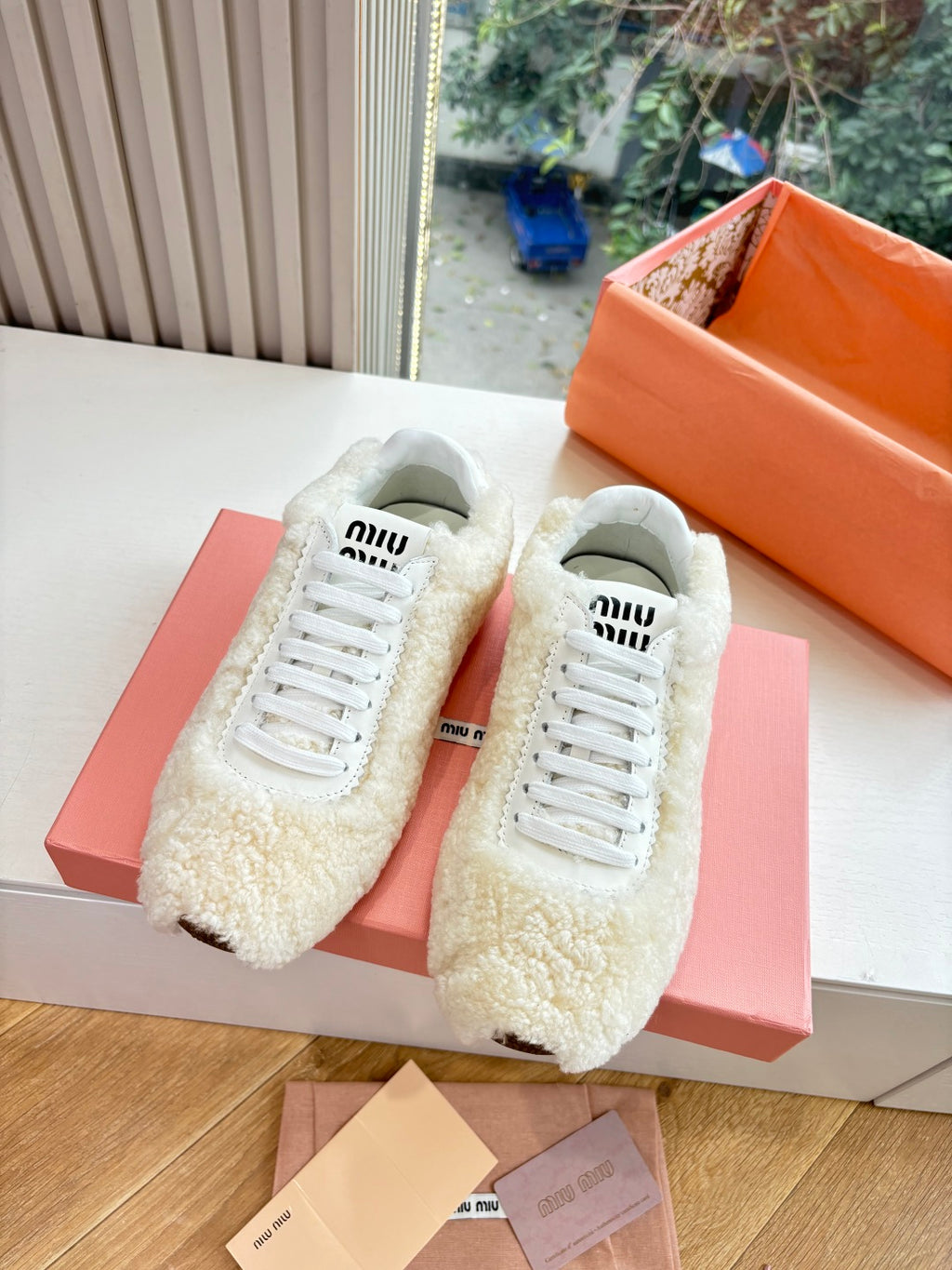 Miu Miu Sneaker