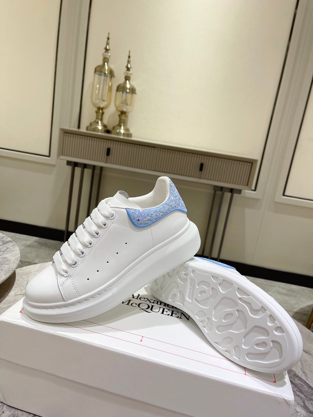 Alexander McQueen Sneaker