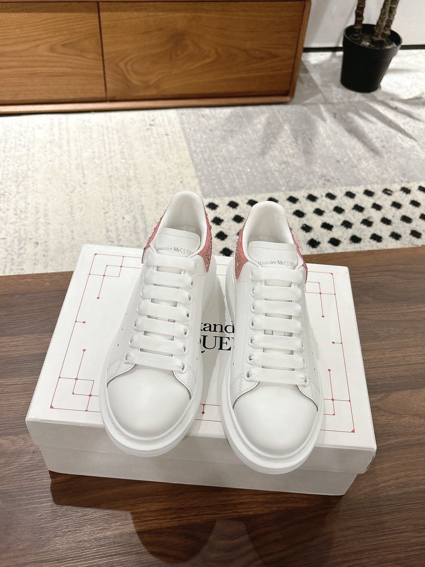 Alexander McQueen Sneaker