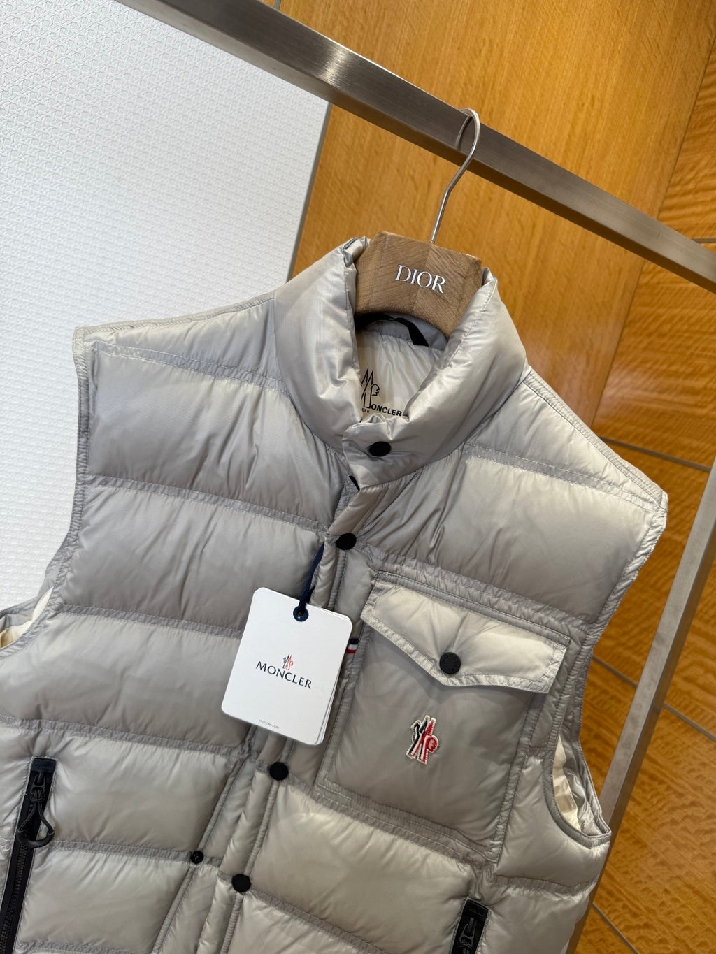 Moncler Yelek