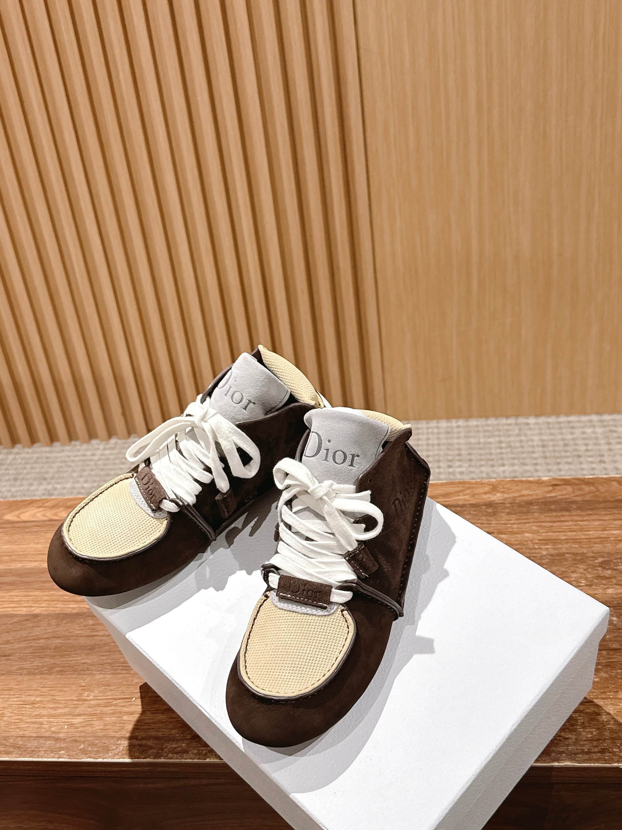 Dior Sneaker