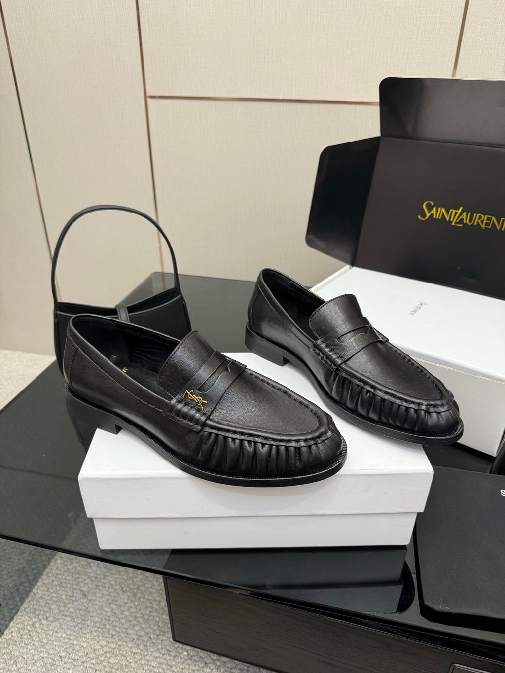 Yves Saint Laurent Loafer