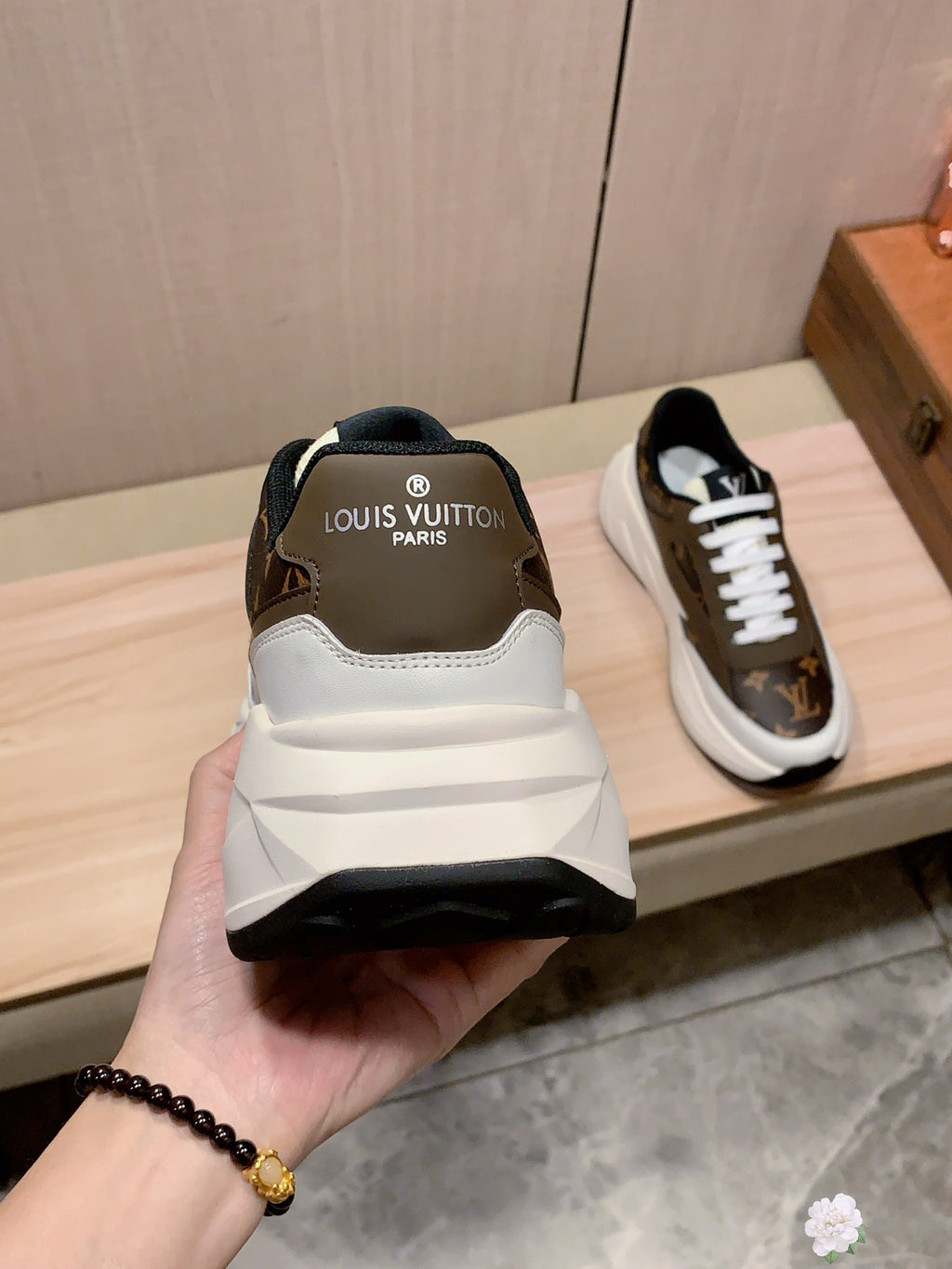 Louis Vuitton Sneaker