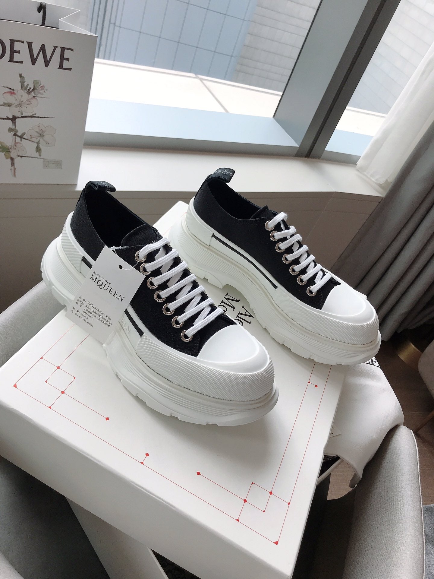 Alexander McQueen Sneaker