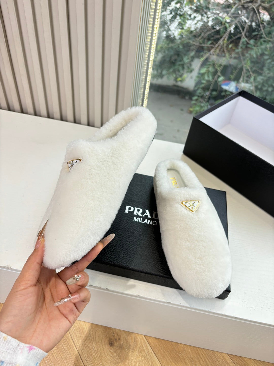 Prada Slipper Hemen Teslim İndirimli