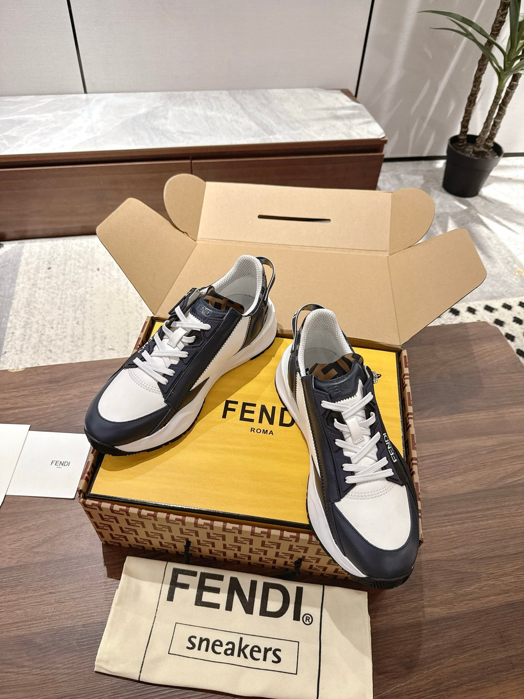 Fendi Sneaker