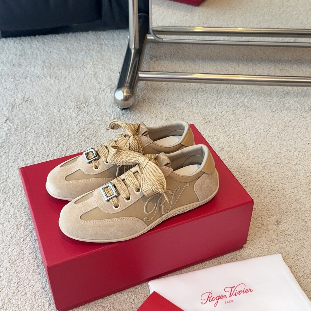 Roger Vivier Sneaker