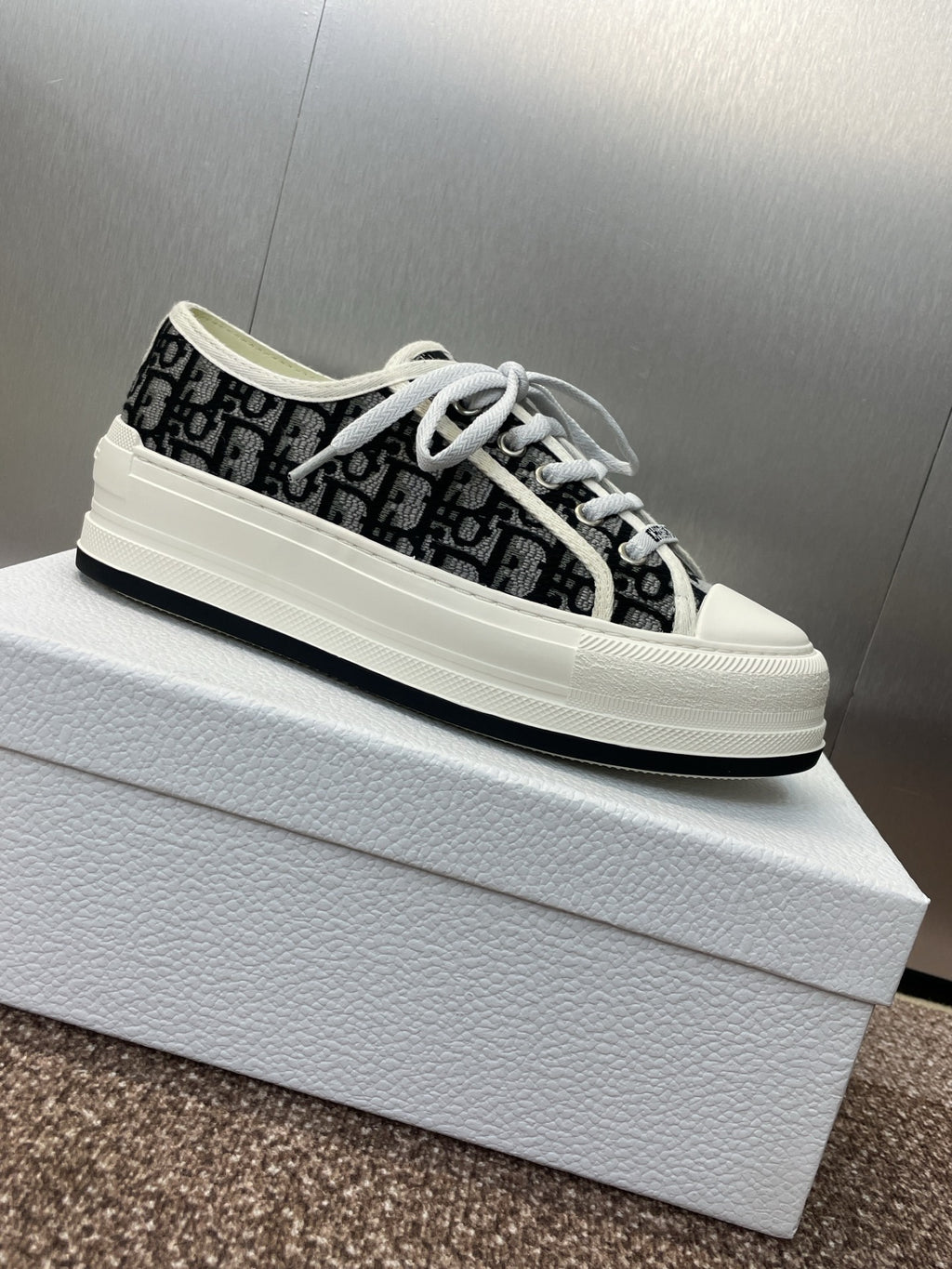 Dior Sneaker