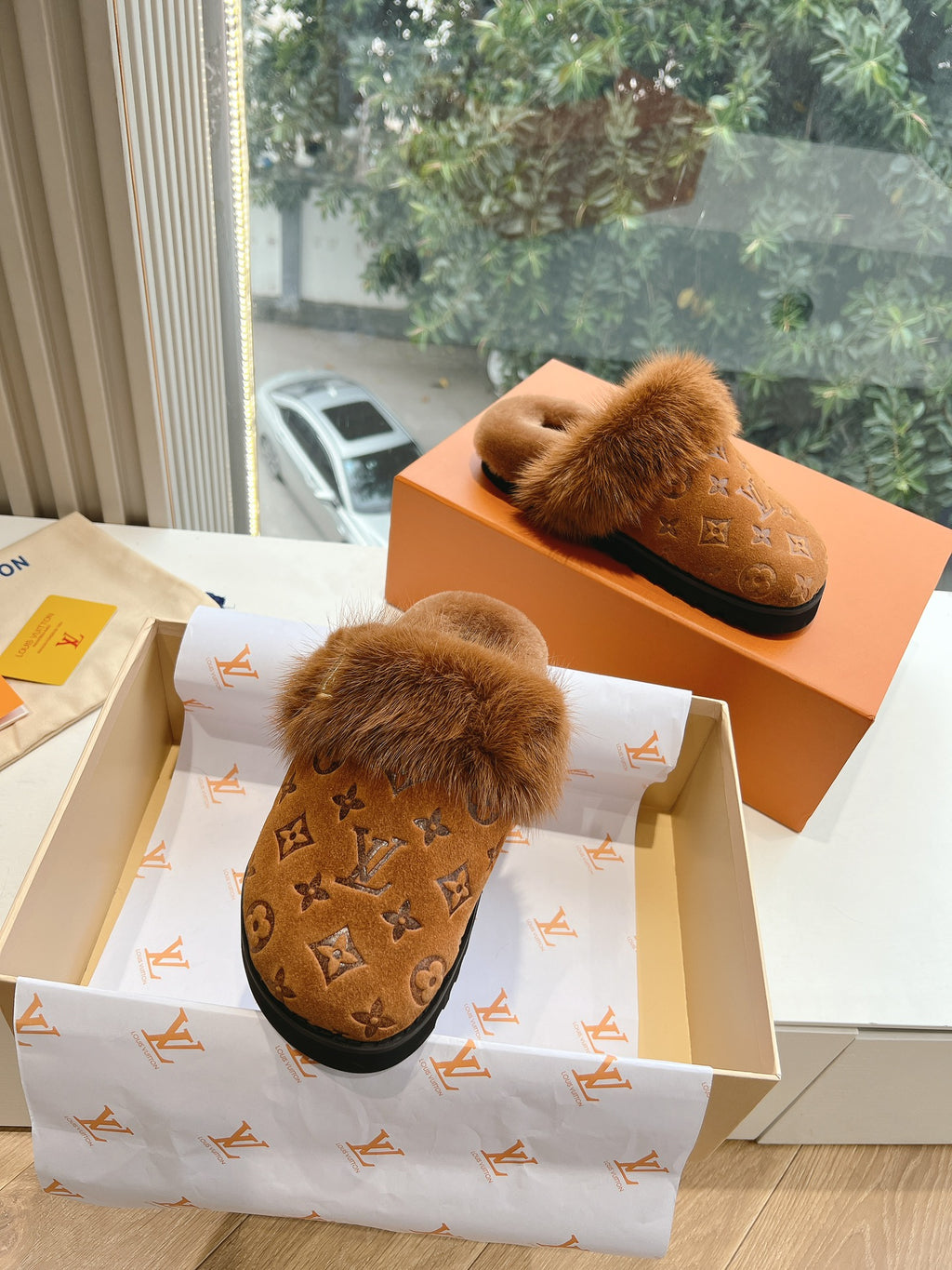Louis Vuitton Slipper