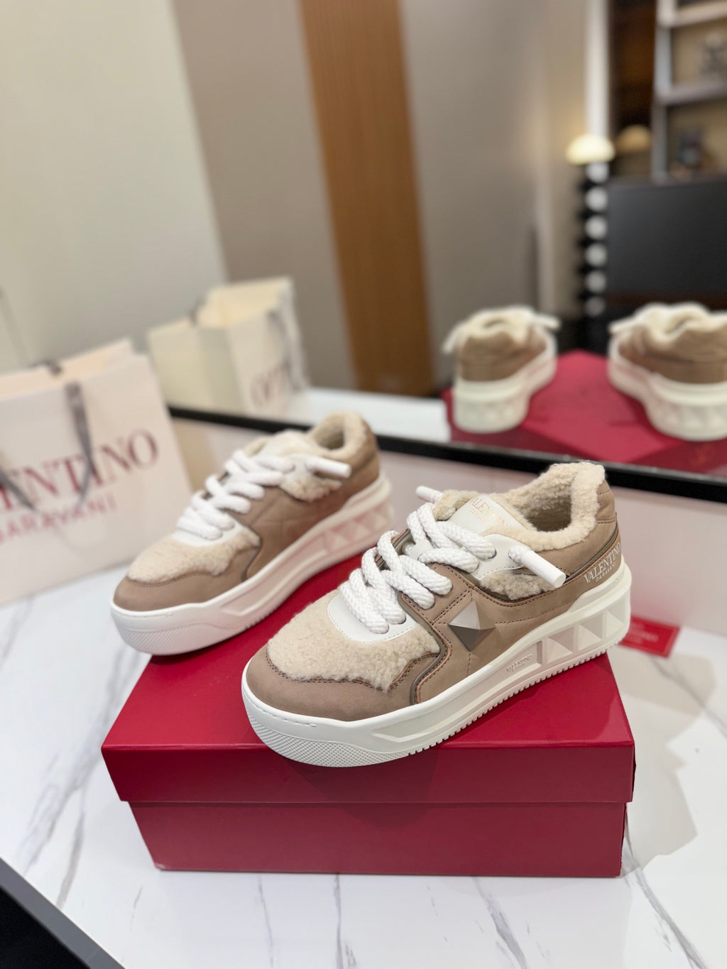 Valentino Sneaker