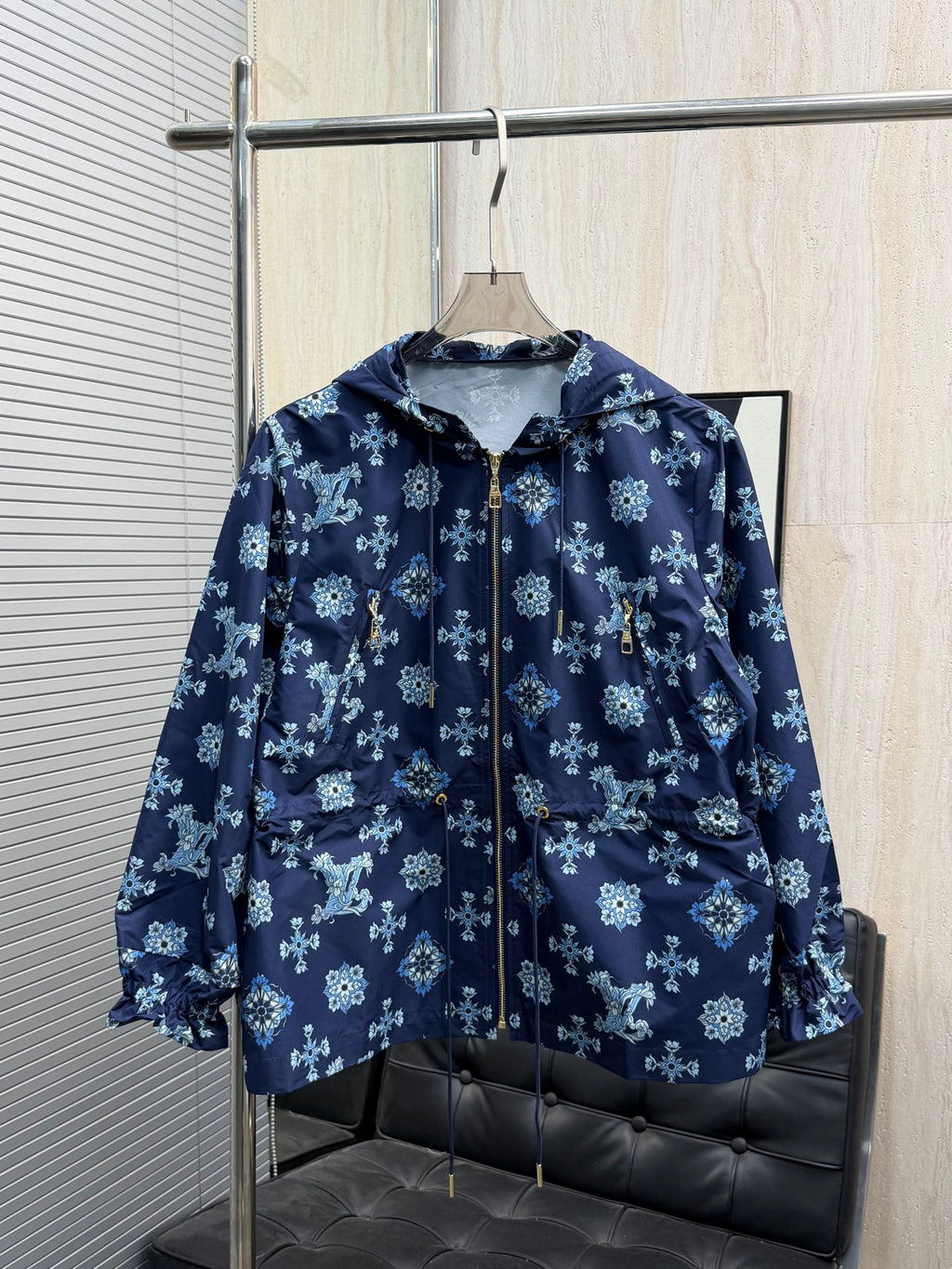 Louis Vuitton İnce Mont