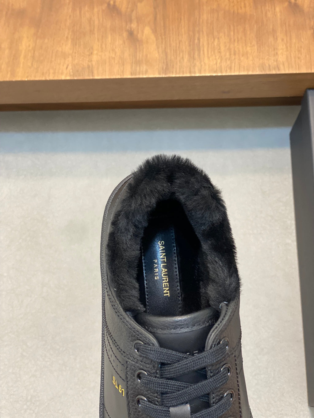 Yves Saint Laurent Sneaker