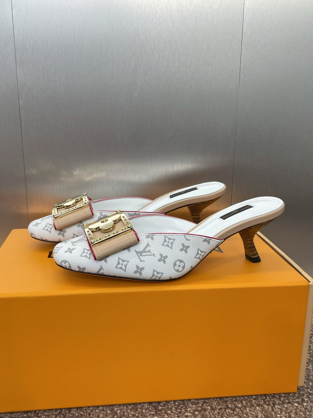 Louis Vuitton Topuklu