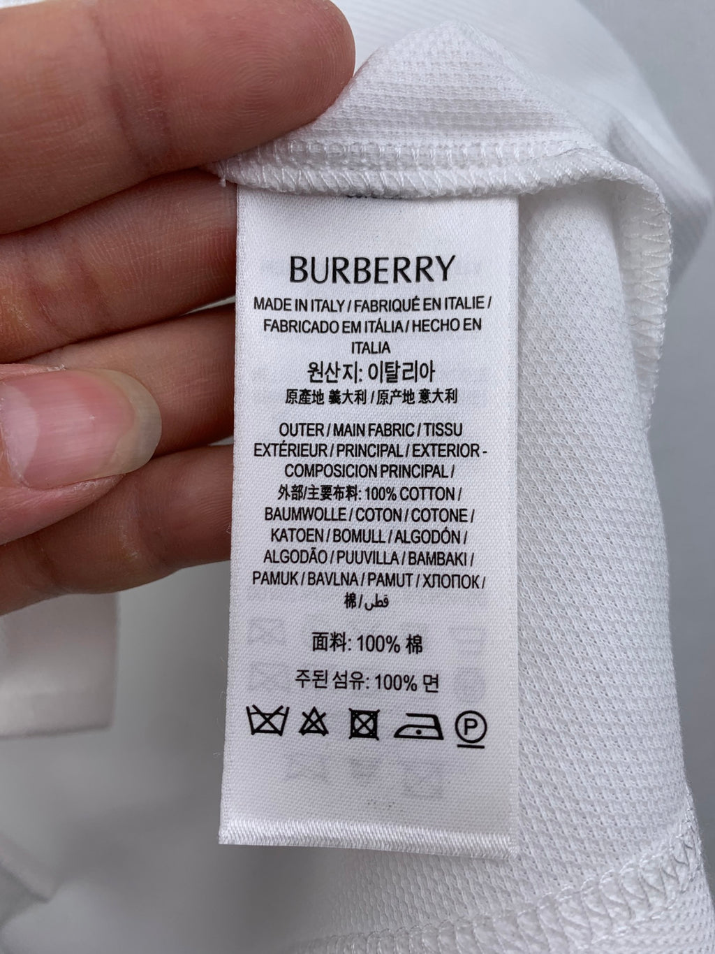 Burberry Tshirt