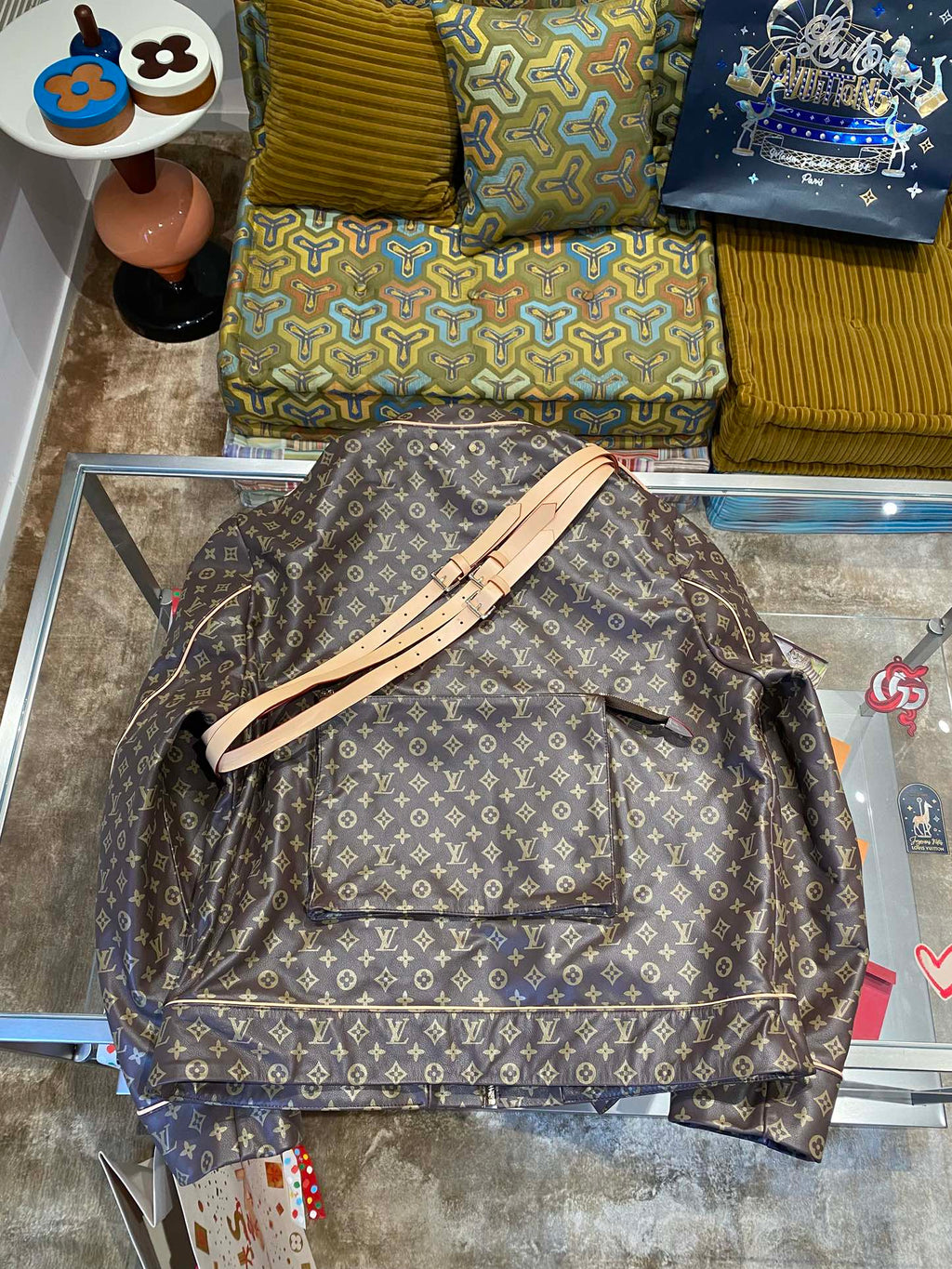Louis Vuitton Deri Mont