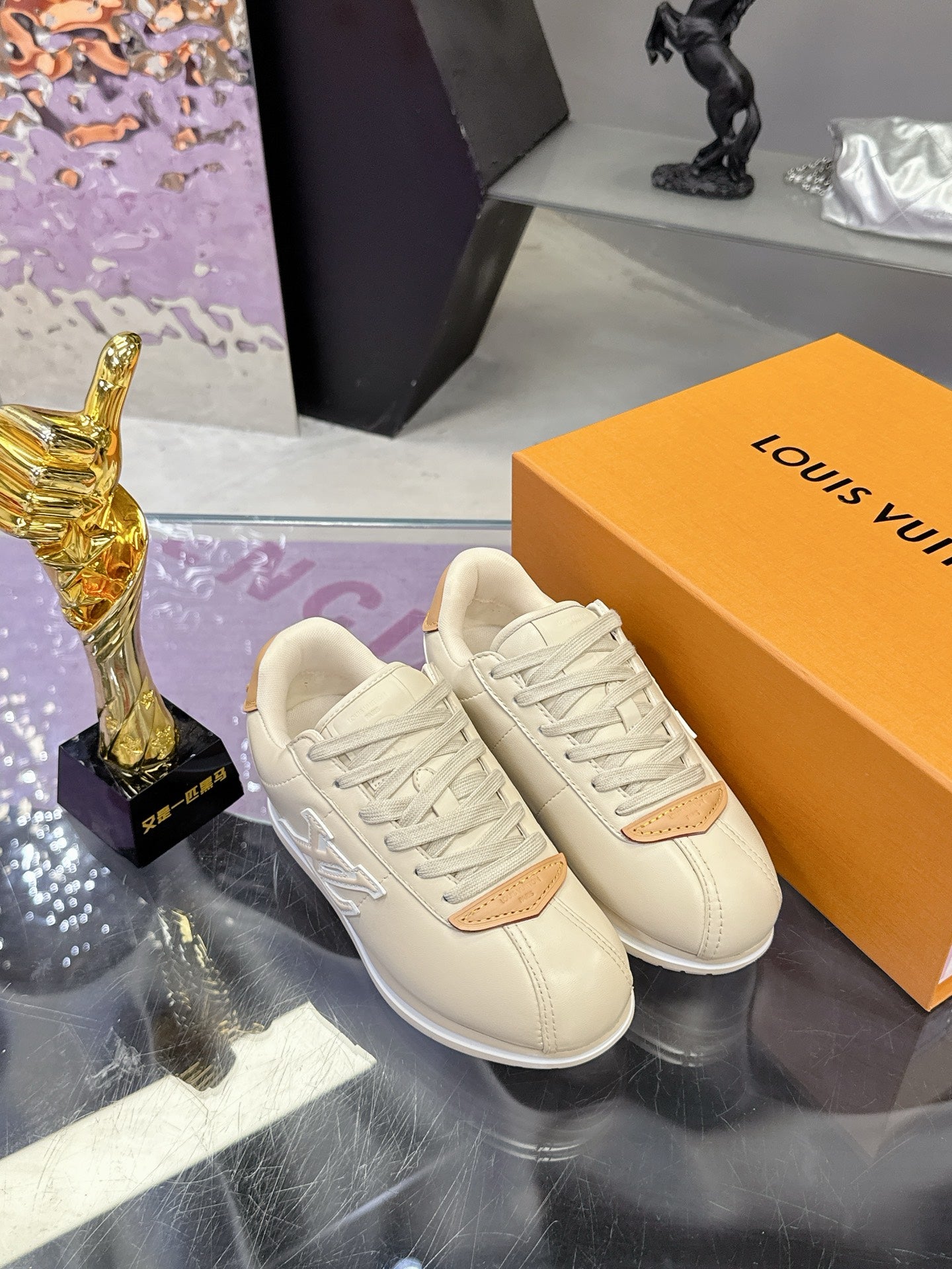 Louis Vuitton Sneaker