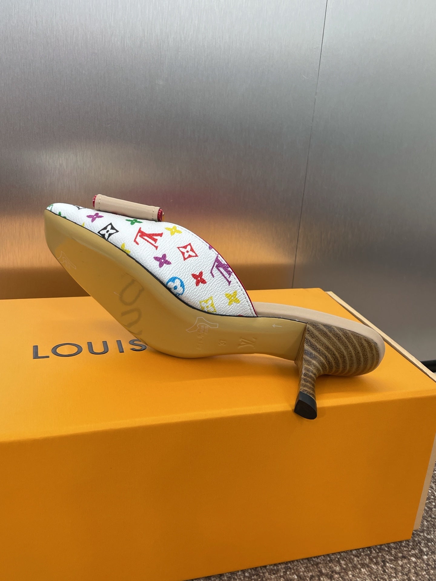 Louis Vuitton Topuklu