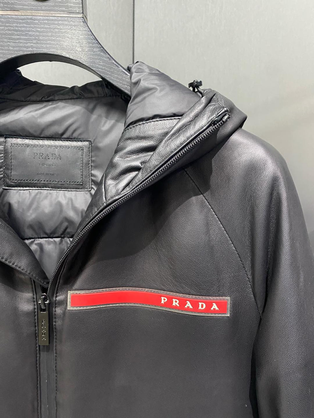 Prada Mont