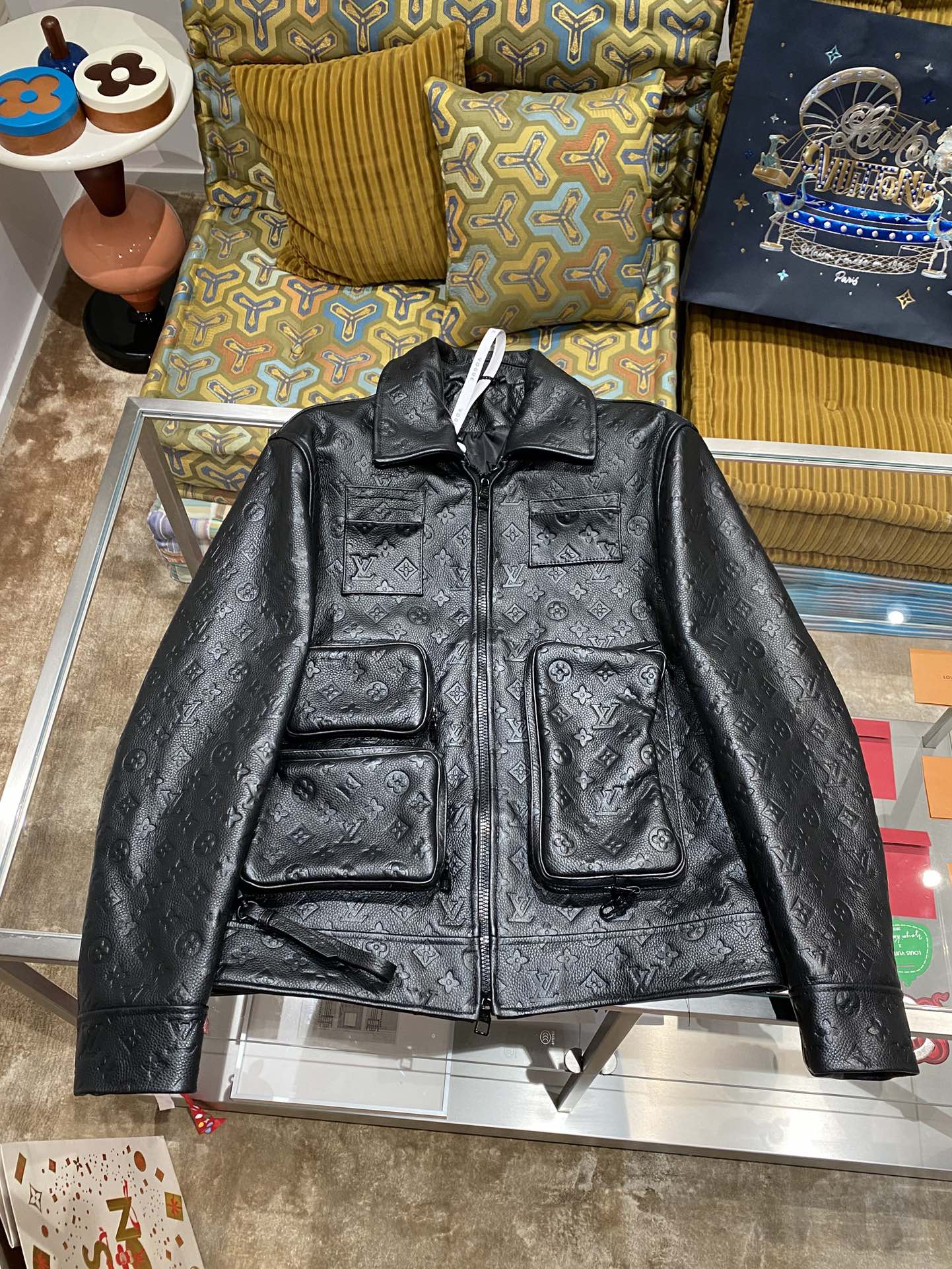 Louis Vuitton Deri Mont