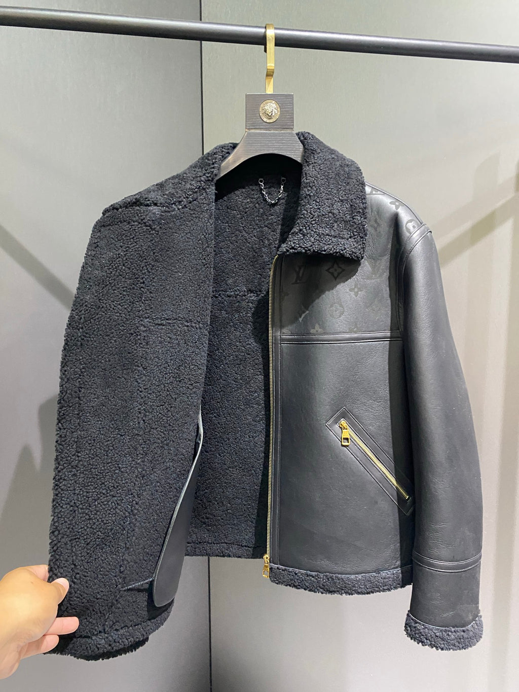 Louis Vuitton Deri Mont