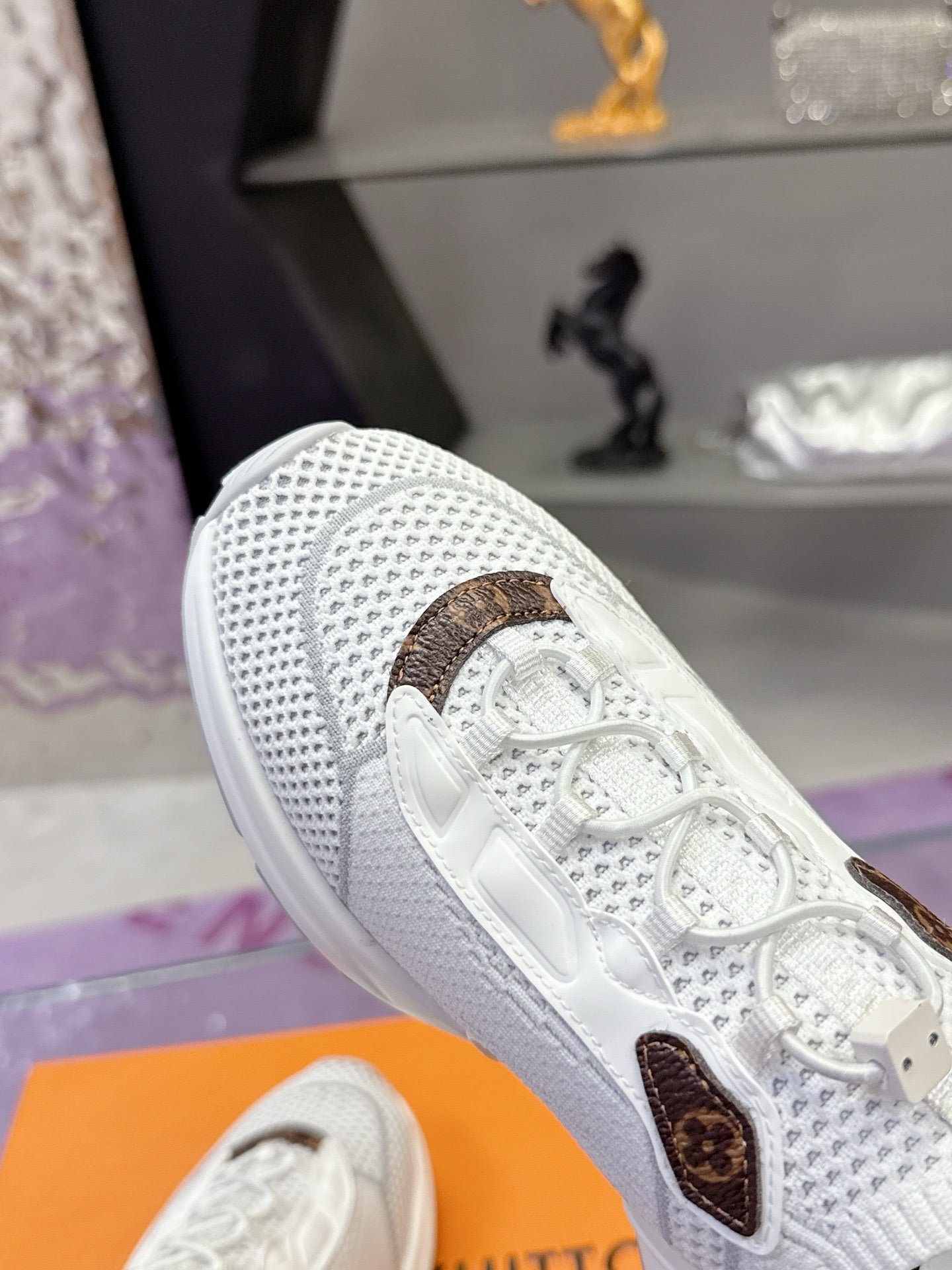 Louis Vuitton Sneaker