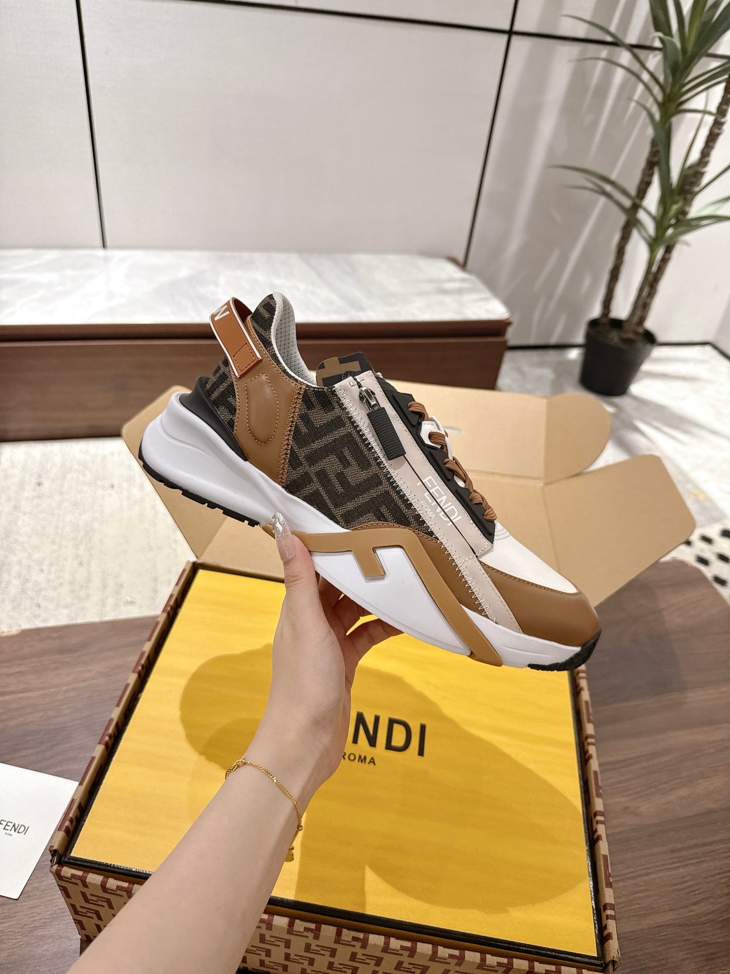 Fendi Sneaker