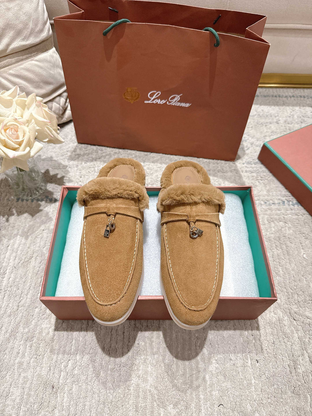 Loro Piana Slipper