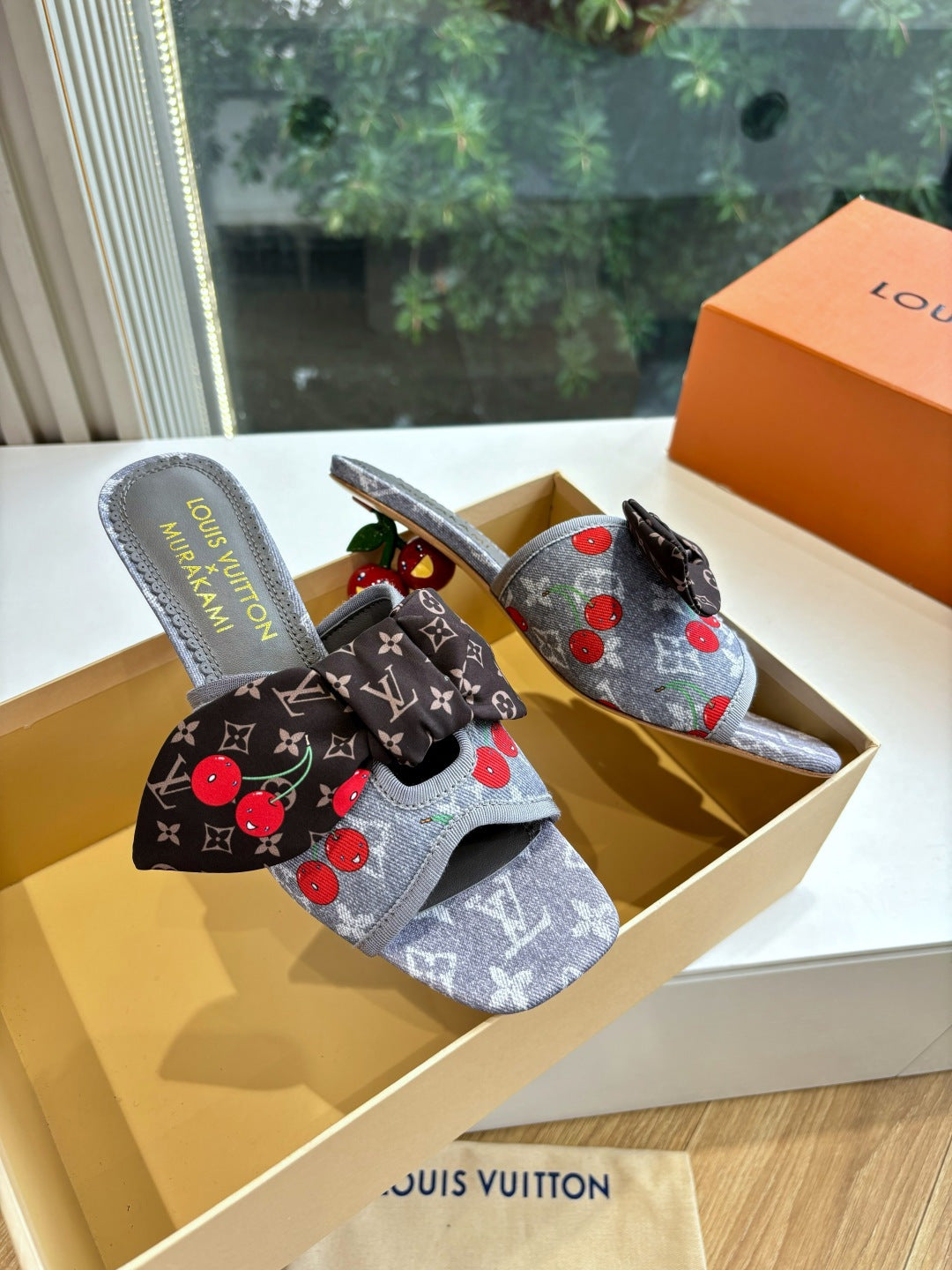 Louis Vuitton Topuklu