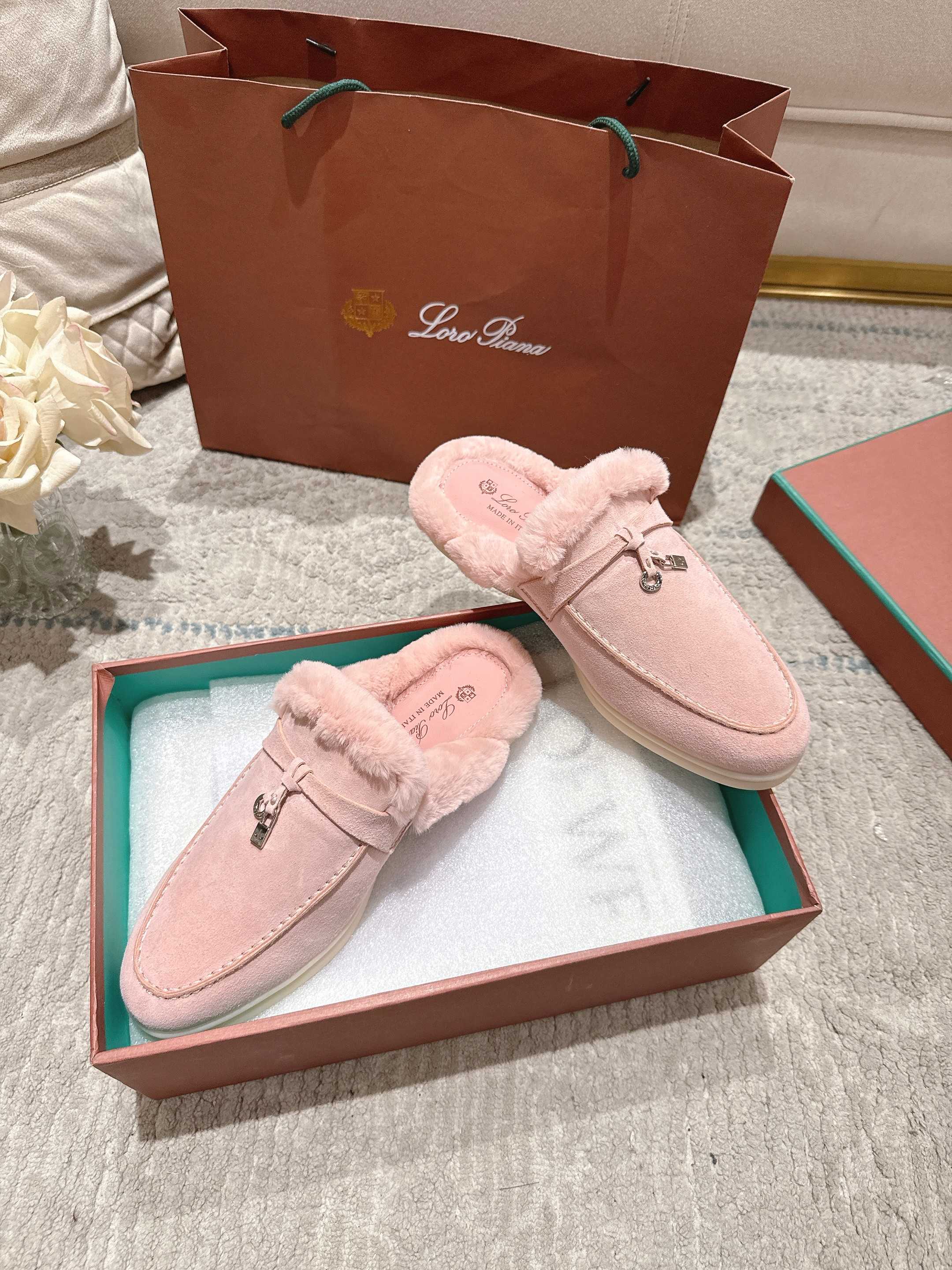 Loro Piana Slipper