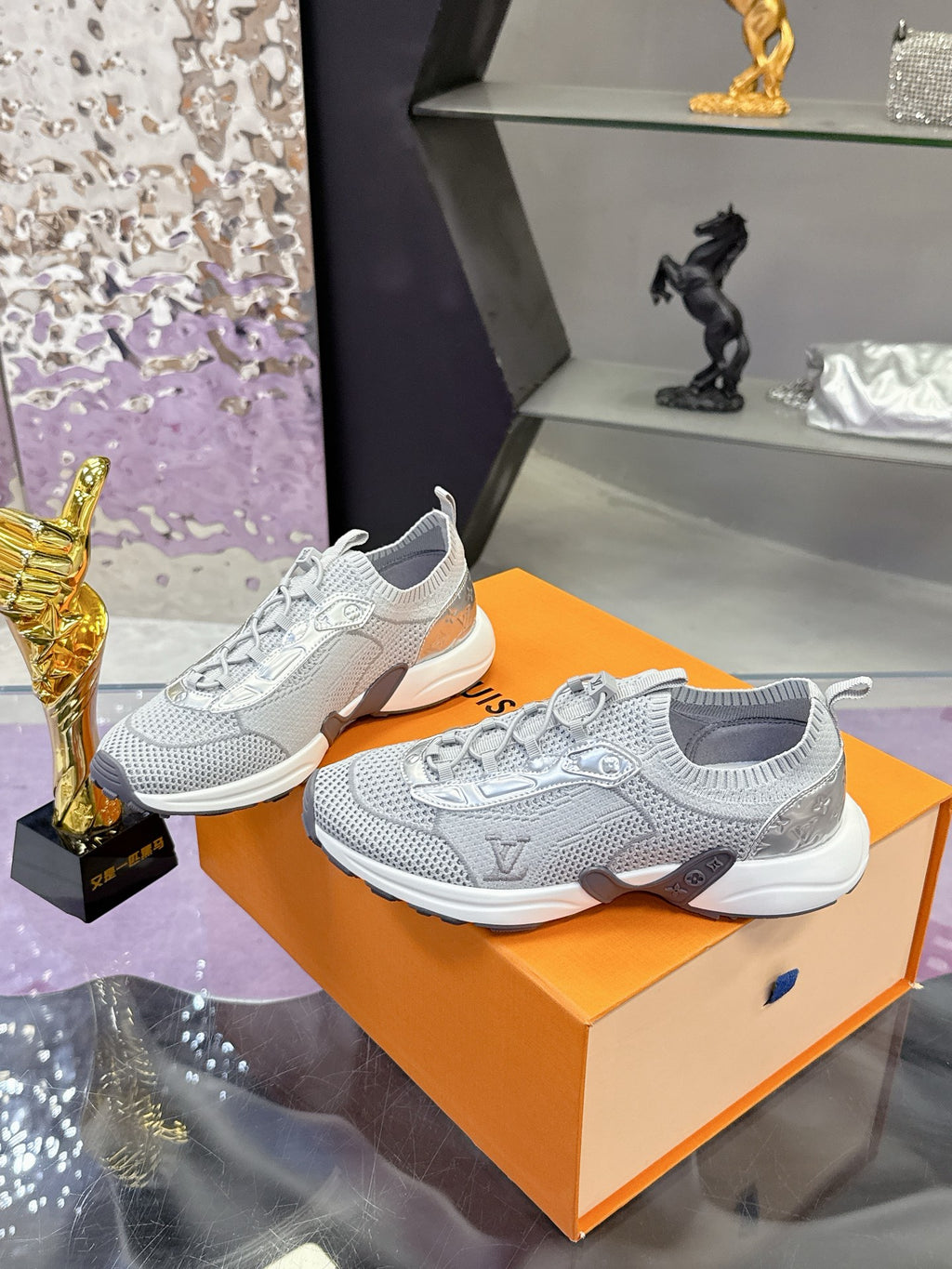 Louis Vuitton Sneaker