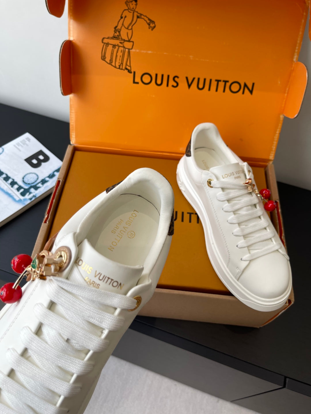 Louis Vuitton Sneaker