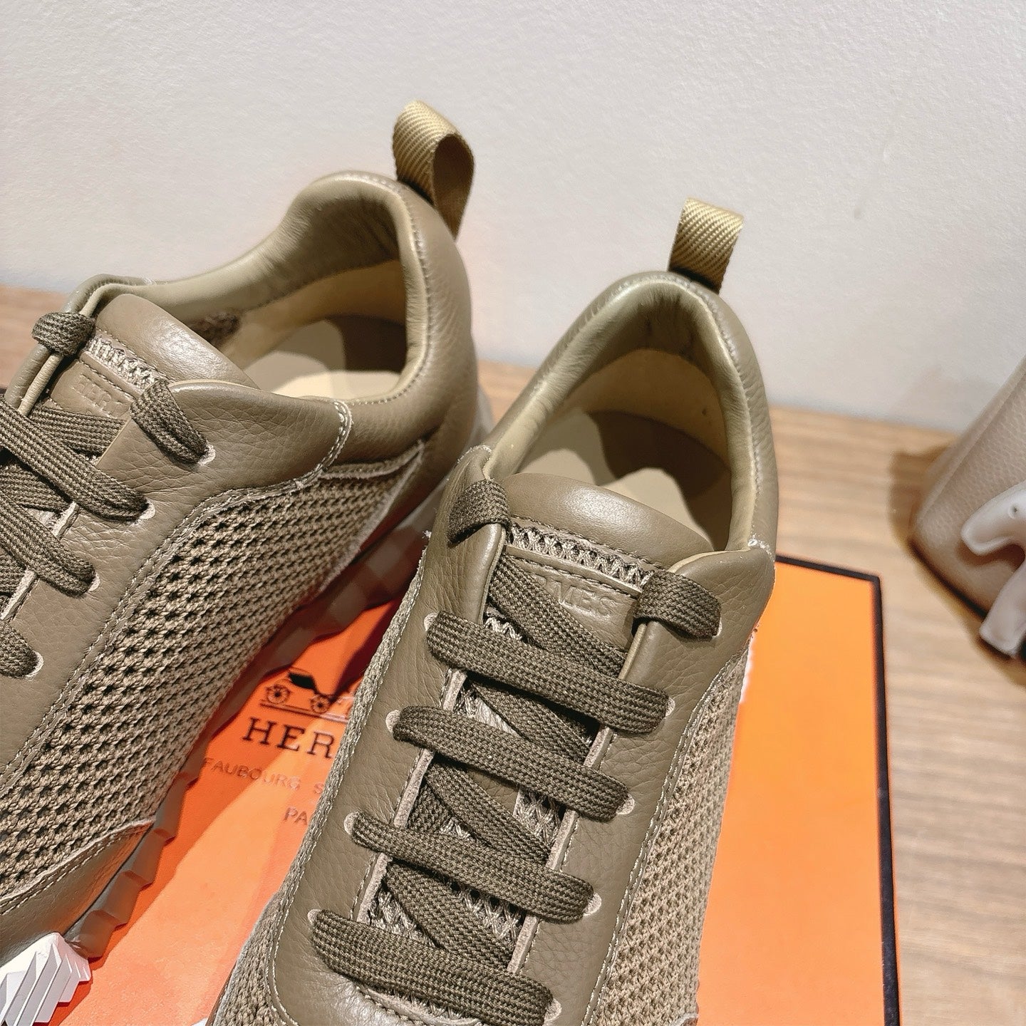 Hermes Sneaker