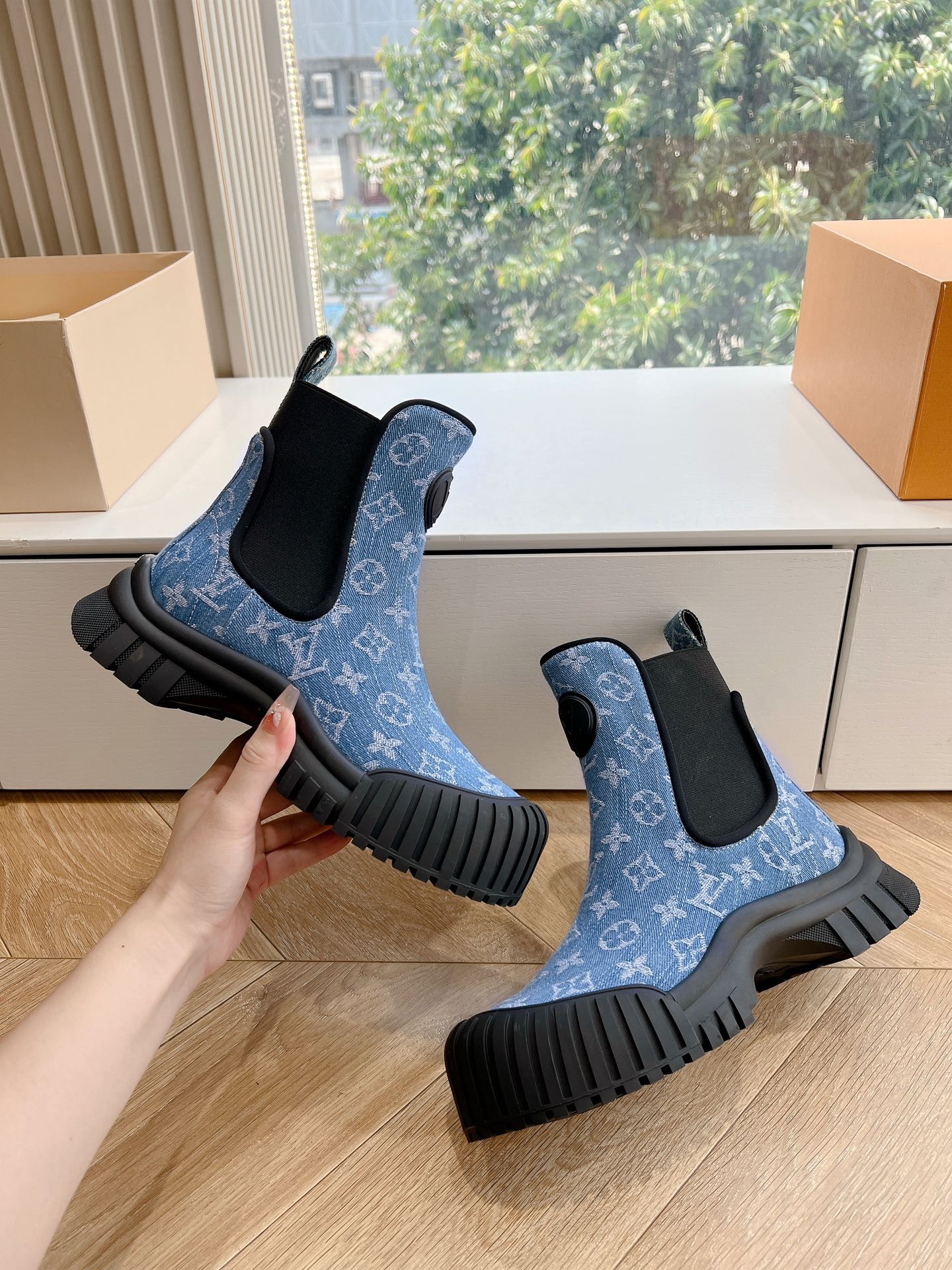 Louis Vuitton Kısa Bot