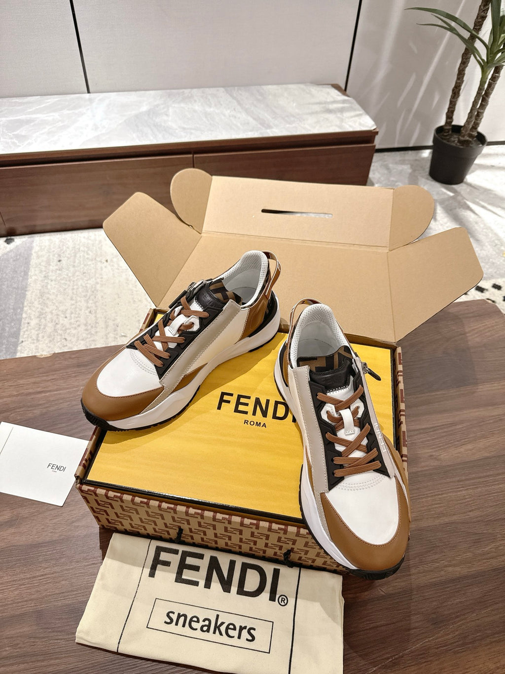 Fendi Sneaker