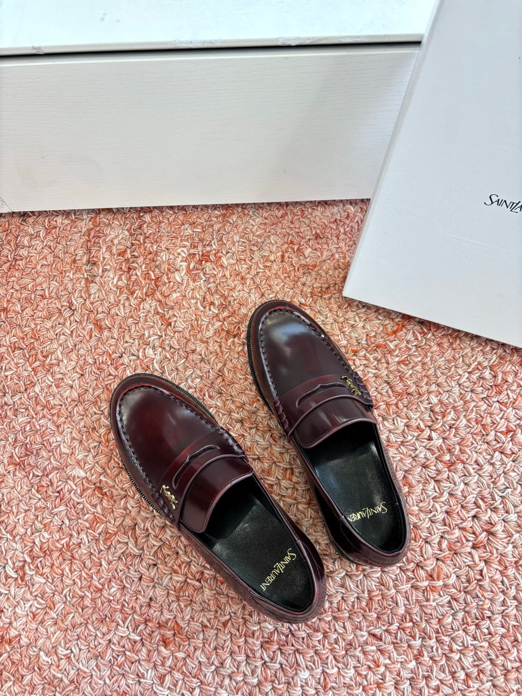 Yves Saint Laurent Loafer