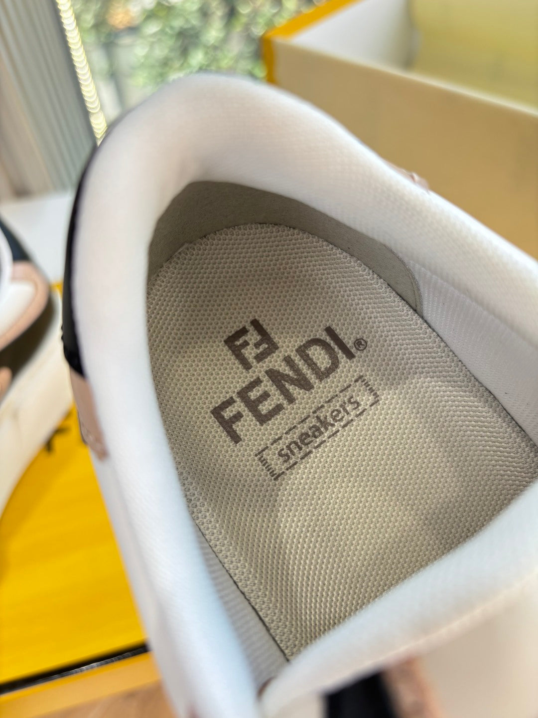 Fendi Sneaker