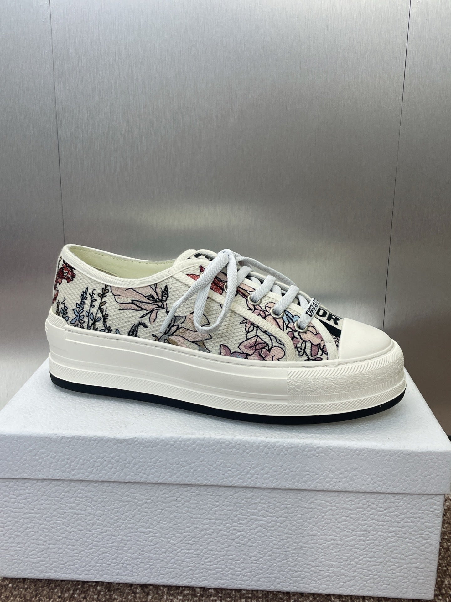 Dior Sneaker