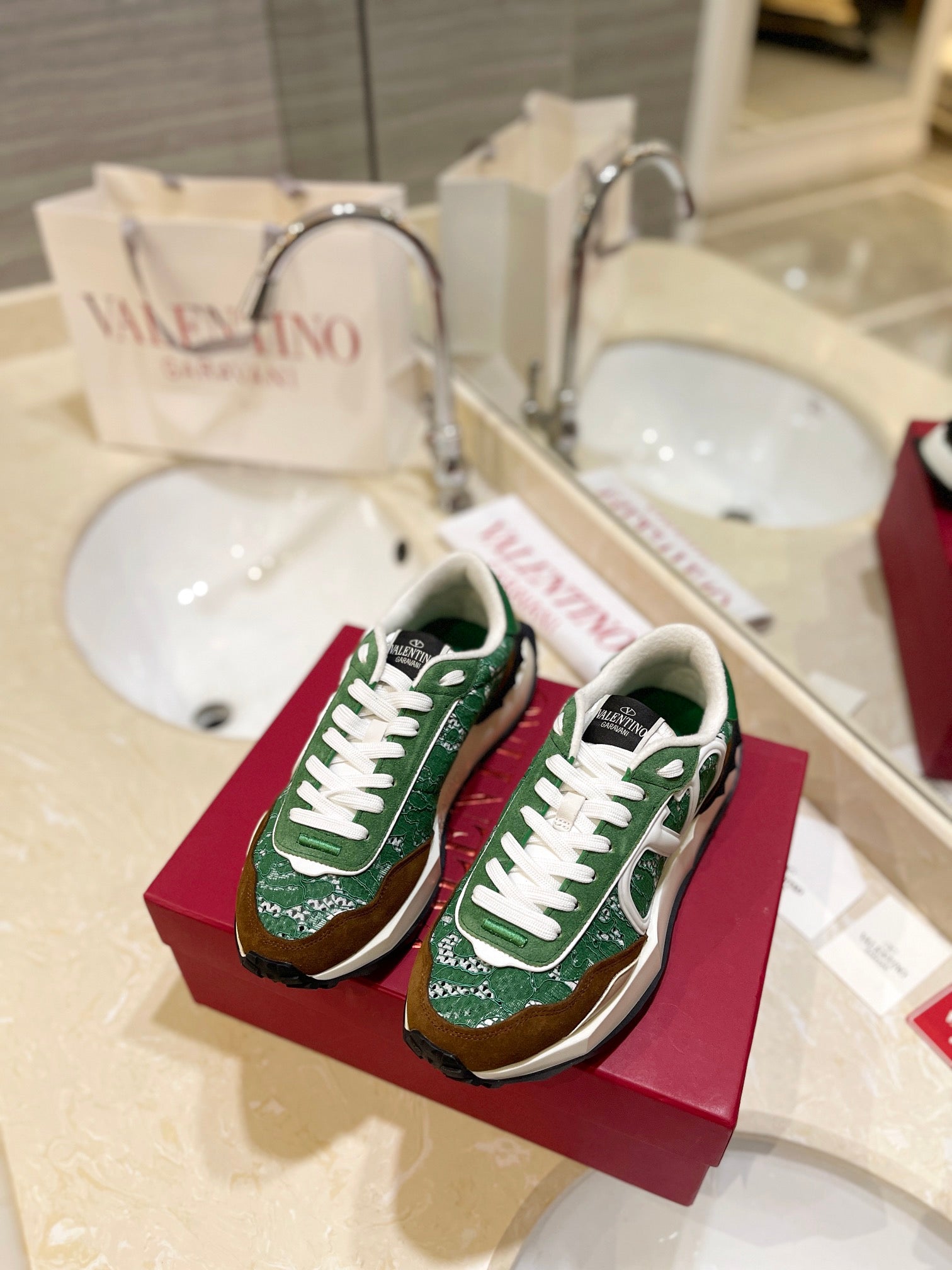 Valentino Sneaker