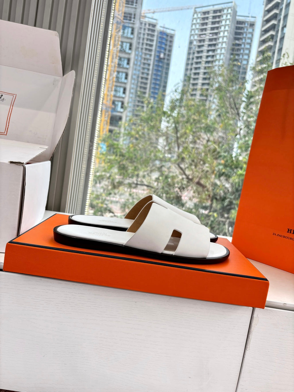 Hermes Slipper