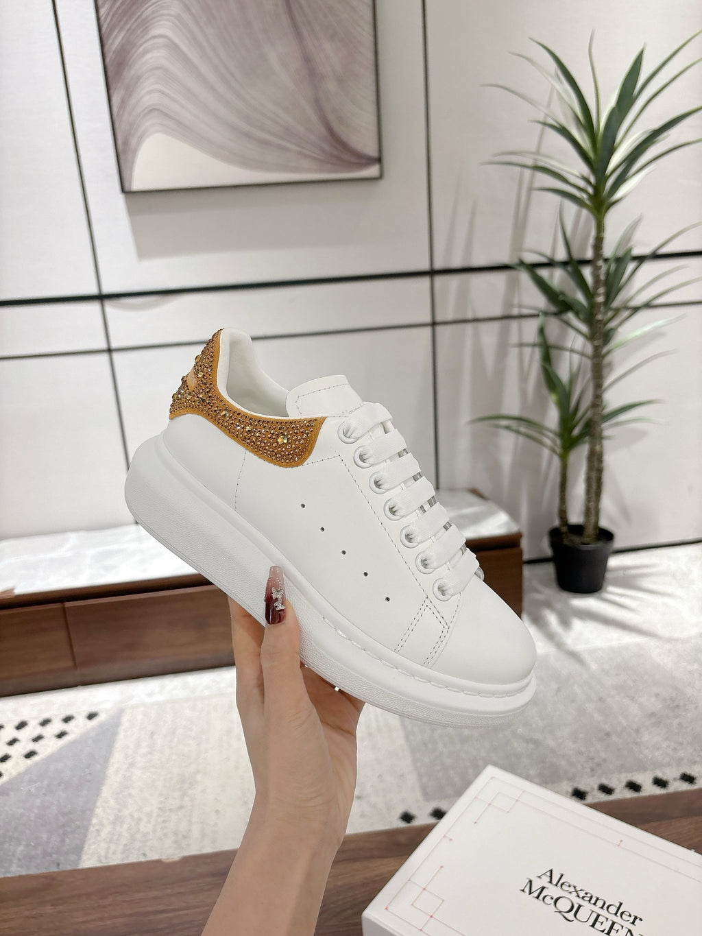 Alexander McQueen Sneaker