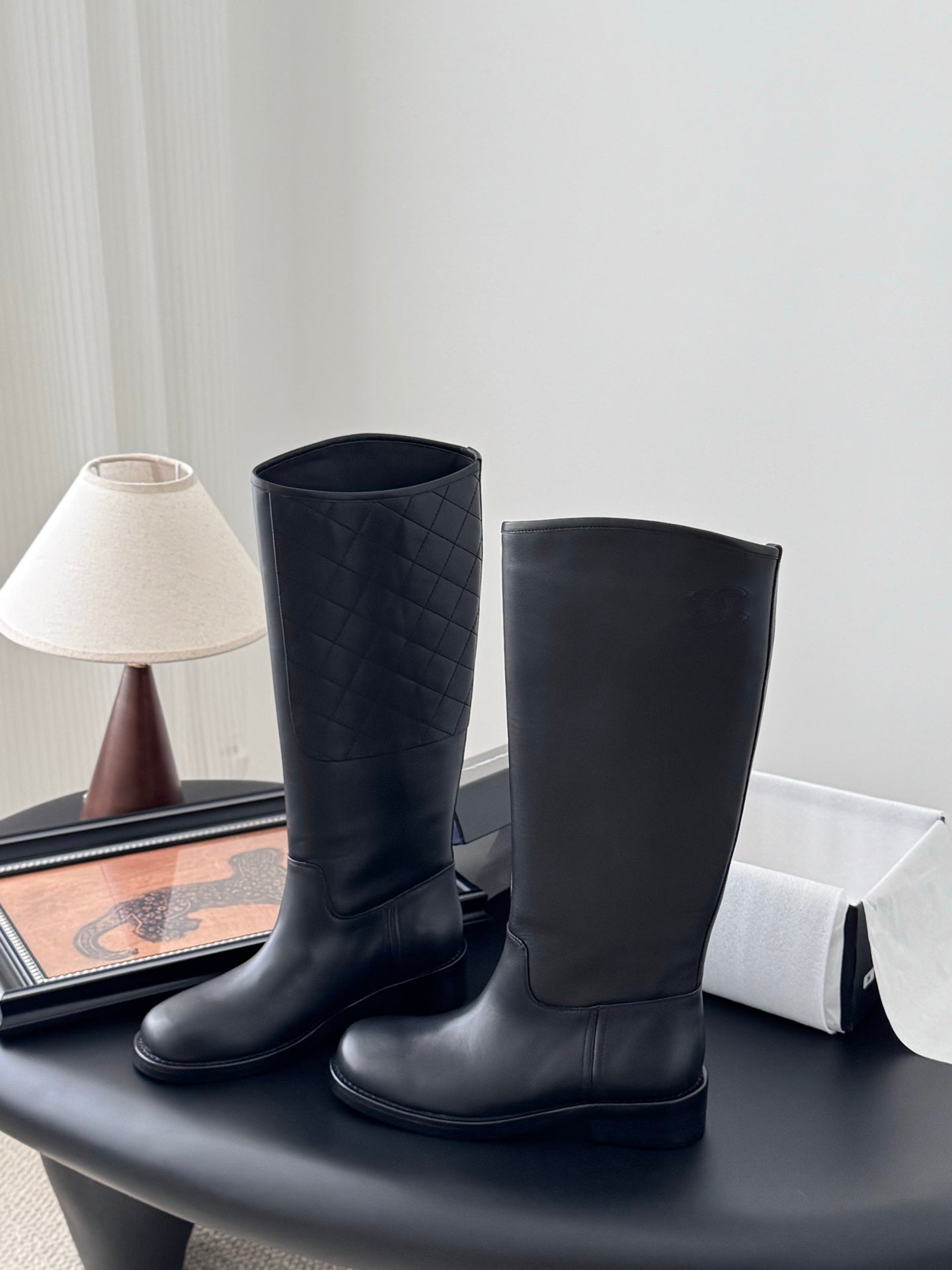 Chanel Deri Çizme