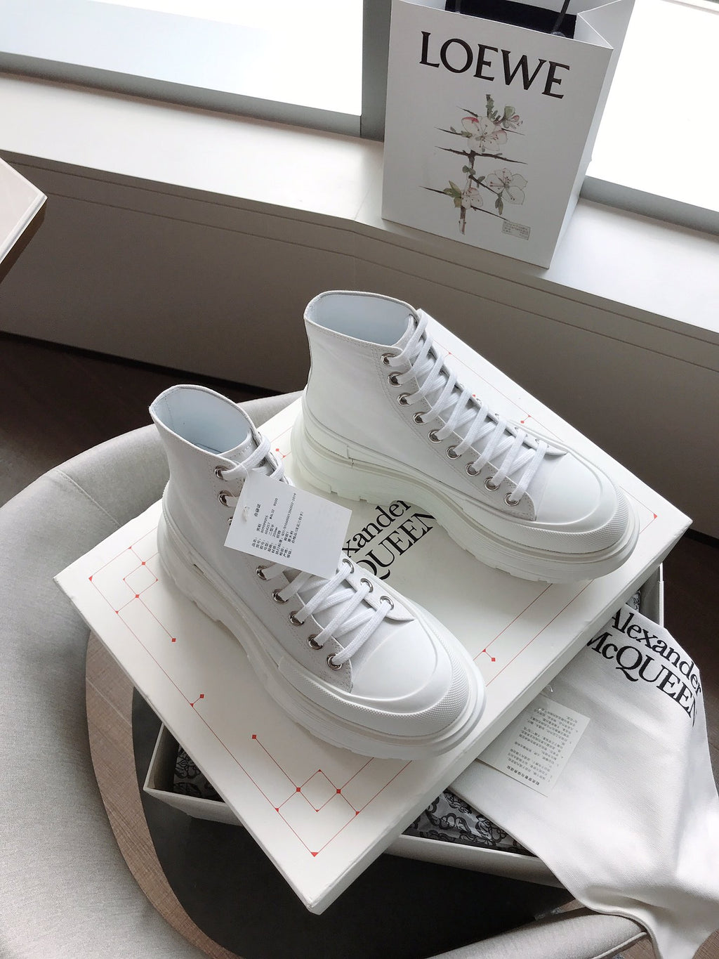 Alexander McQueen Bot