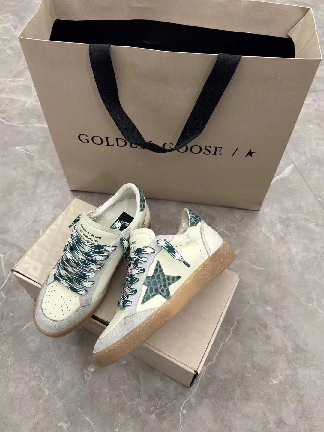 Golden Goose Ballstar