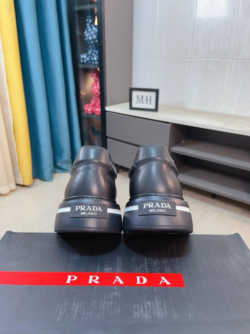 Prada Sneaker