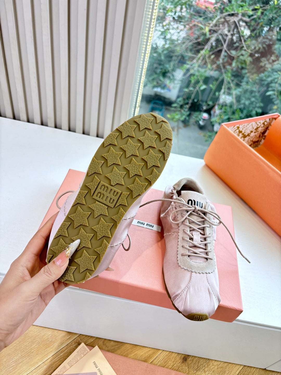 Miu Miu Sneaker