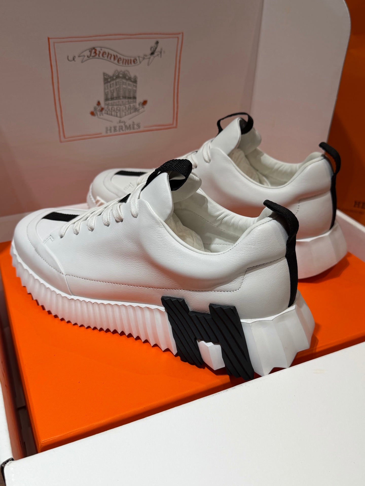 Hermes Sneaker